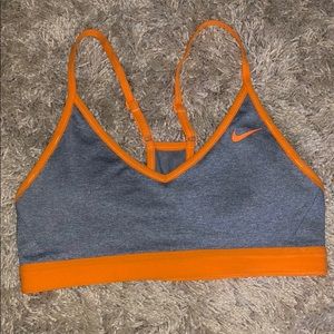 Nike Indy Light Support Sports Bra